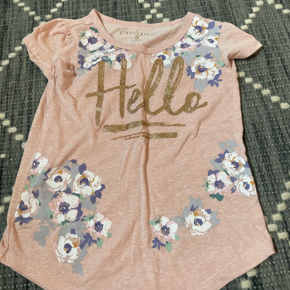 Pink t shirt with flowers